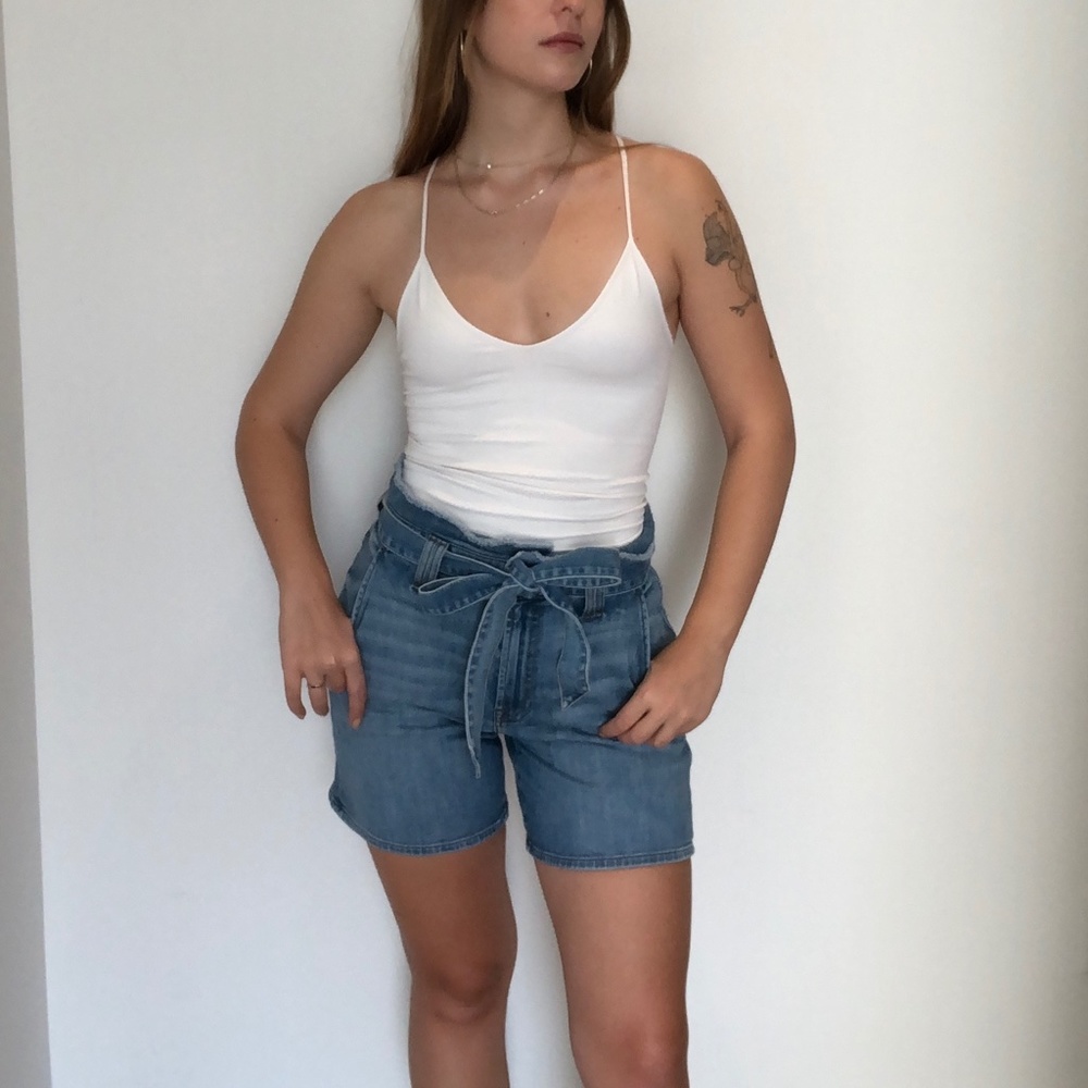 7 For All Mankind belted jean shorts in great condition
